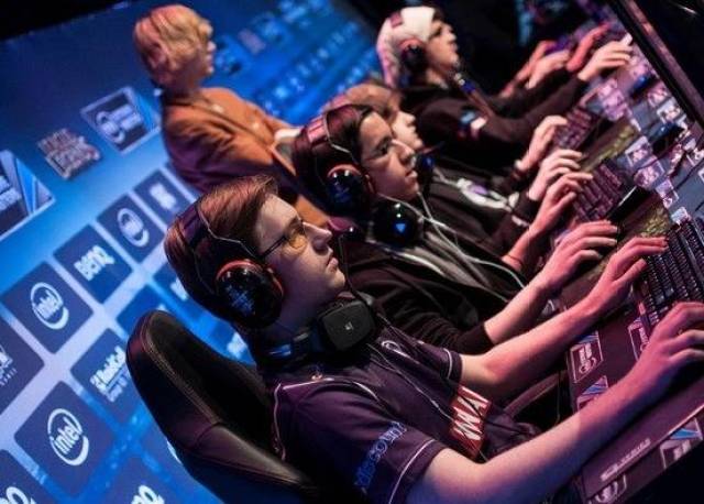 那一幕迅速 那一幕迅速